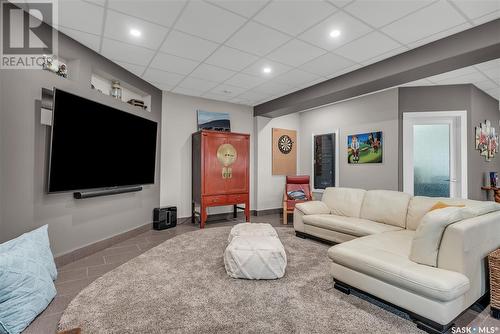 101 Stoney Ridge Crescent, Aberdeen Rm No. 373, SK - Indoor Photo Showing Living Room