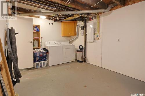 2215 5Th Avenue W, Prince Albert, SK - Indoor Photo Showing Laundry Room