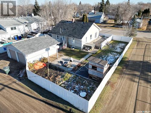 2215 5Th Avenue W, Prince Albert, SK - Outdoor