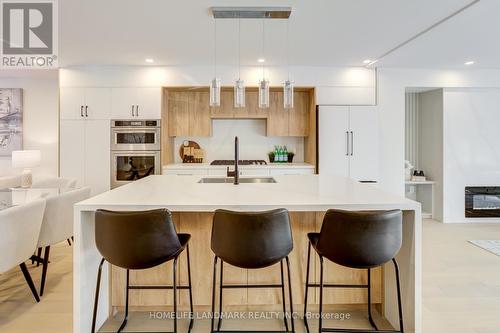 18 Haig Avenue, Toronto, ON - Indoor Photo Showing Kitchen With Upgraded Kitchen