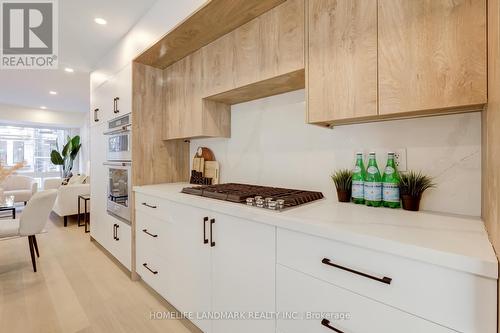 18 Haig Avenue, Toronto, ON - Indoor Photo Showing Kitchen