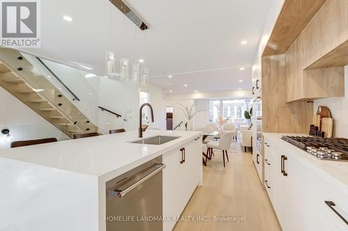 18 Haig Avenue, Toronto, ON - Indoor Photo Showing Kitchen With Upgraded Kitchen