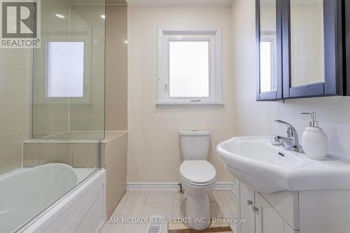 1328 Cawthra Road, Mississauga, ON - Indoor Photo Showing Bathroom