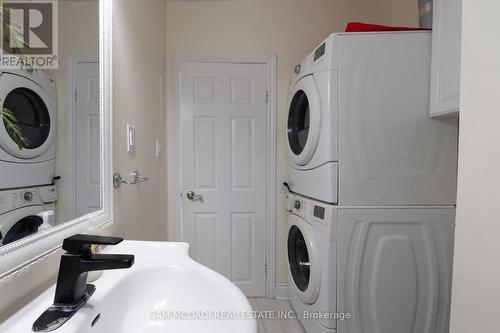 1328 Cawthra Road, Mississauga, ON - Indoor Photo Showing Laundry Room