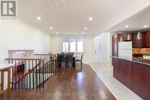 1328 Cawthra Road, Mississauga, ON - Indoor Photo Showing Kitchen