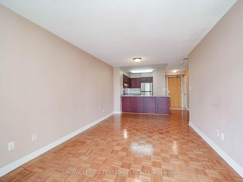 1708-43 Eglinton Ave E, Toronto, ON - Indoor Photo Showing Other Room