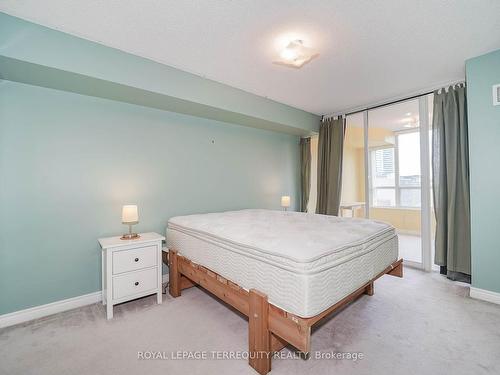 1708-43 Eglinton Ave E, Toronto, ON - Indoor Photo Showing Bedroom