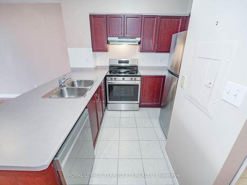 1708-43 Eglinton Ave E, Toronto, ON - Indoor Photo Showing Kitchen With Stainless Steel Kitchen With Double Sink