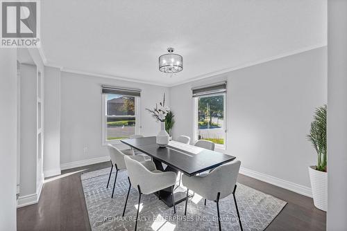 3821 Trelawny Circle, Mississauga, ON - Indoor Photo Showing Dining Room