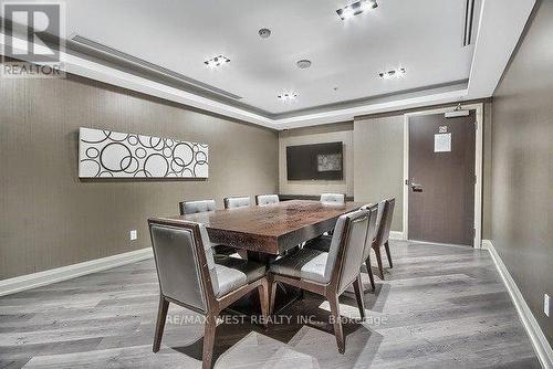 1503 - 85 North Park Road, Vaughan, ON - Indoor Photo Showing Dining Room