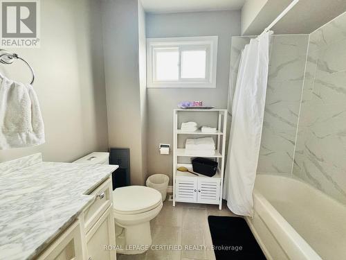 41 Winterfold Drive, Brampton, ON - Indoor Photo Showing Bathroom