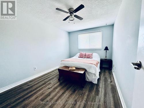 41 Winterfold Drive, Brampton, ON - Indoor Photo Showing Bedroom