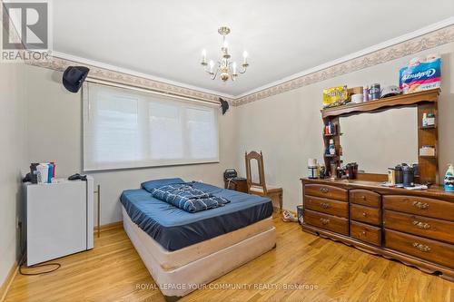 36 Pearl Avenue, Leamington, ON - Indoor Photo Showing Bedroom