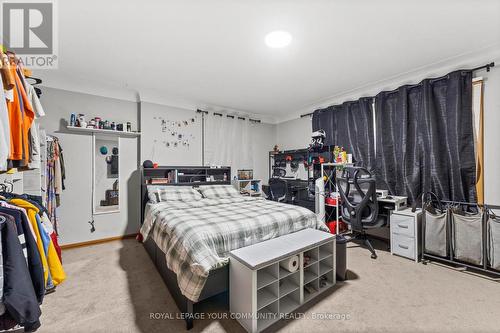 36 Pearl Avenue, Leamington, ON - Indoor Photo Showing Bedroom