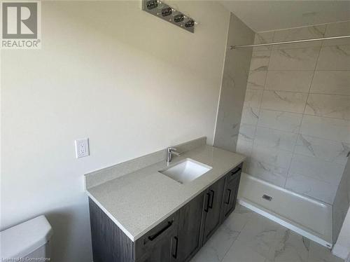 106 Jayla Lane, Smithville, ON - Indoor Photo Showing Bathroom