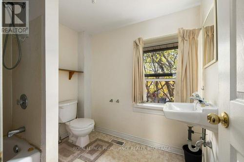 163 Bagot Street, Kingston (Central City East), ON - Indoor Photo Showing Bathroom