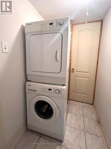 35 Aylesworth Avenue, Toronto, ON - Indoor Photo Showing Laundry Room