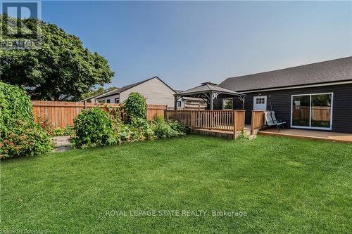 127 East 33Rd Street, Hamilton, ON - Outdoor With Deck Patio Veranda