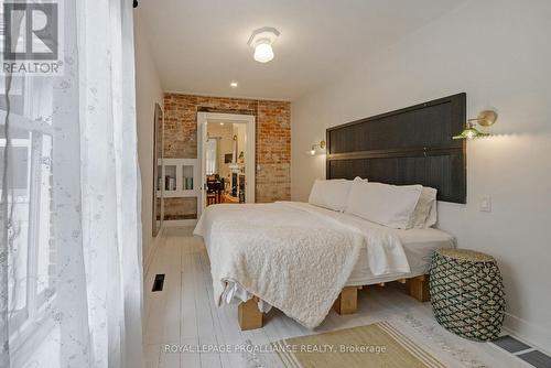 379 College Street, Cobourg, ON - Indoor Photo Showing Bedroom