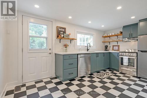 379 College Street, Cobourg, ON - Indoor Photo Showing Kitchen