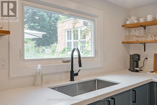 379 College Street, Cobourg, ON - Indoor Photo Showing Kitchen