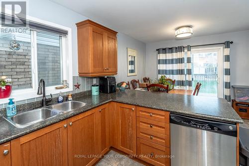 5 Pearl Drive, Orillia, ON - Indoor Photo Showing Kitchen With Double Sink