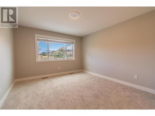 8800 Dallas Drive Unit# 175, Kamloops, BC - Indoor Photo Showing Other Room