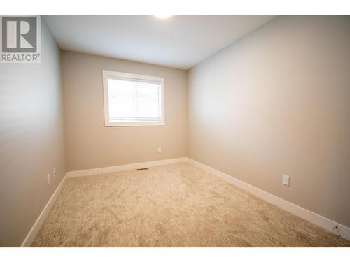 8800 Dallas Drive Unit# 175, Kamloops, BC - Indoor Photo Showing Other Room