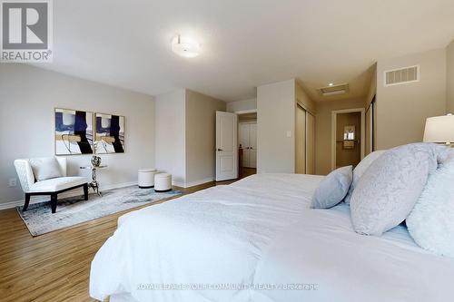 5 - 8777 Dufferin Street, Vaughan, ON - Indoor Photo Showing Bedroom