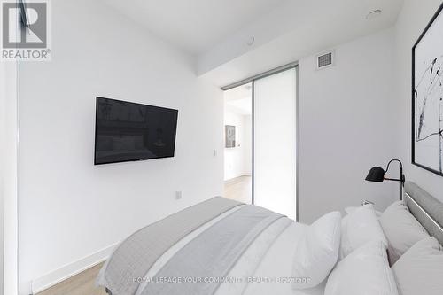 916 - 86 Dundas Street E, Mississauga, ON - Indoor Photo Showing Bedroom