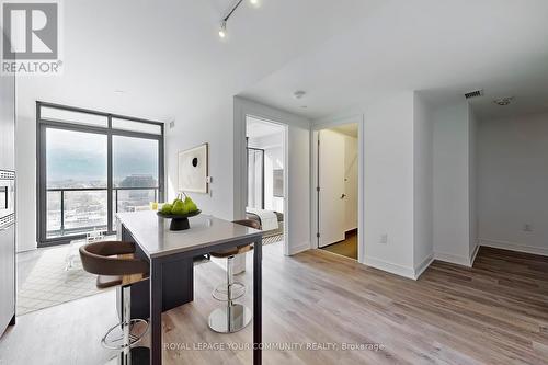 1621 - 86 Dundas Street E, Mississauga, ON - Indoor Photo Showing Dining Room