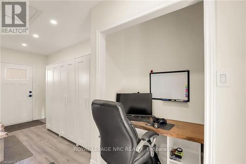 11035 Sodom Road, Niagara Falls, ON - Indoor Photo Showing Office