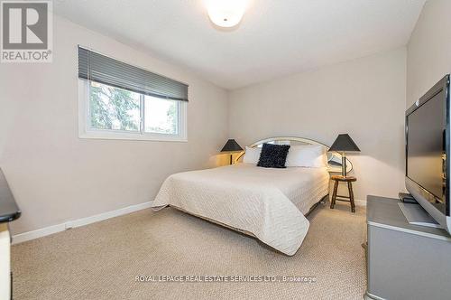 2133 Millway Gate, Mississauga, ON - Indoor Photo Showing Bedroom