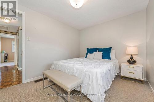 2133 Millway Gate, Mississauga, ON - Indoor Photo Showing Bedroom