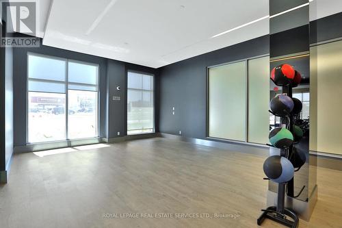 1313 - 55 Speers Road, Oakville, ON - Indoor