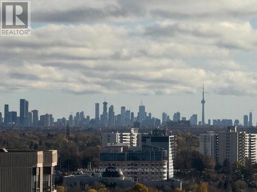 1510 - 30 Upper Mall Way, Vaughan, ON - Outdoor With View