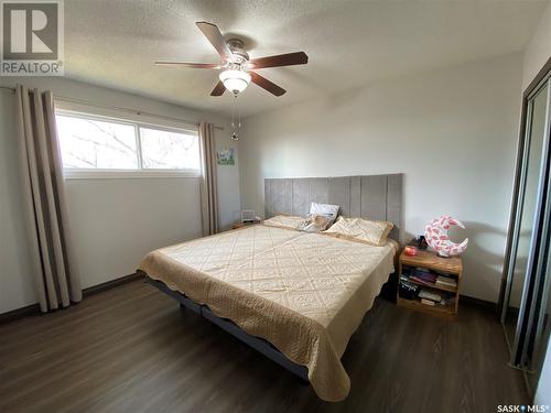 Brock Acreage - Parcel A Of Sw 23-29-20 W3Rd, Kindersley Rm No. 290, SK - Indoor Photo Showing Bedroom