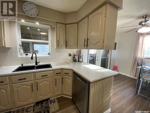 Brock Acreage - Parcel A Of Sw 23-29-20 W3Rd, Kindersley Rm No. 290, SK - Indoor Photo Showing Kitchen With Double Sink