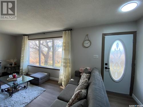 Brock Acreage - Parcel A Of Sw 23-29-20 W3Rd, Kindersley Rm No. 290, SK - Indoor Photo Showing Living Room