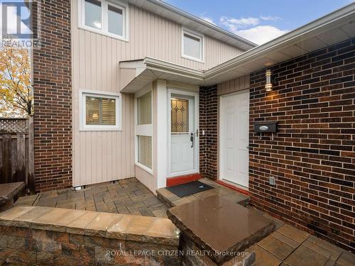 6063 Featherhead Crescent, Mississauga, ON - Outdoor With Exterior