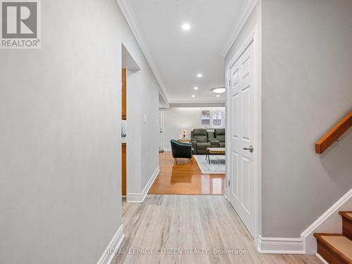 6063 Featherhead Crescent, Mississauga, ON - Indoor Photo Showing Other Room