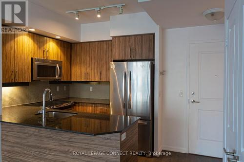 1809 - 75 East Liberty Street, Toronto, ON - Indoor Photo Showing Kitchen