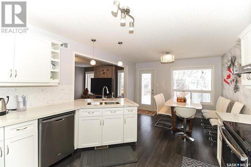 5158 Boswell Crescent, Regina, SK - Indoor Photo Showing Kitchen With Double Sink With Upgraded Kitchen