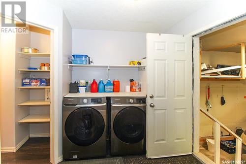 5158 Boswell Crescent, Regina, SK - Indoor Photo Showing Laundry Room