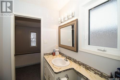 5158 Boswell Crescent, Regina, SK - Indoor Photo Showing Bathroom