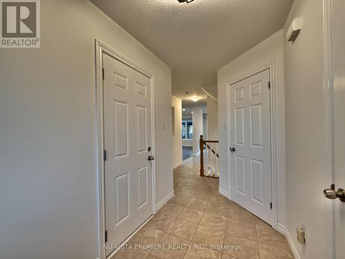 2427 Yellowbirch Court, London, ON - Indoor Photo Showing Other Room