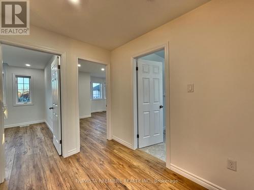 2427 Yellowbirch Court, London, ON - Indoor Photo Showing Other Room