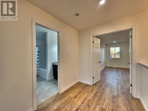 2427 Yellowbirch Court, London, ON - Indoor Photo Showing Other Room