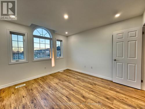 2427 Yellowbirch Court, London, ON - Indoor Photo Showing Other Room