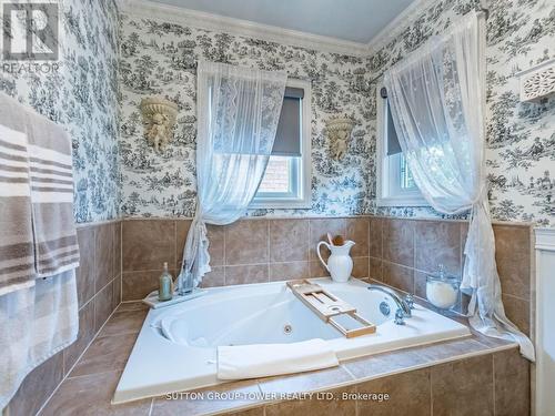 5224 Churchill Meadows Boulevard, Mississauga, ON - Indoor Photo Showing Bathroom